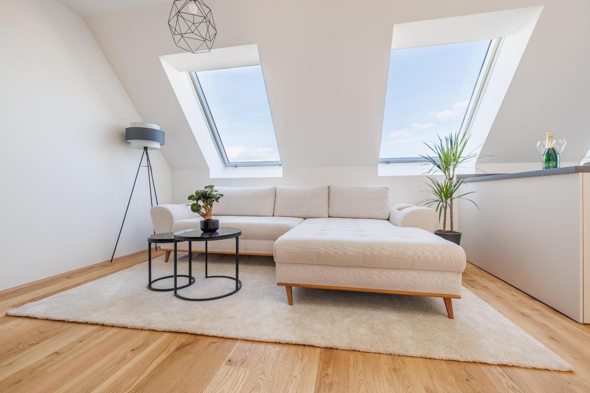 וינה Symphony Apartments 38 - Modern Loft With Terrace And Grill In Central Location מראה חיצוני תמונה