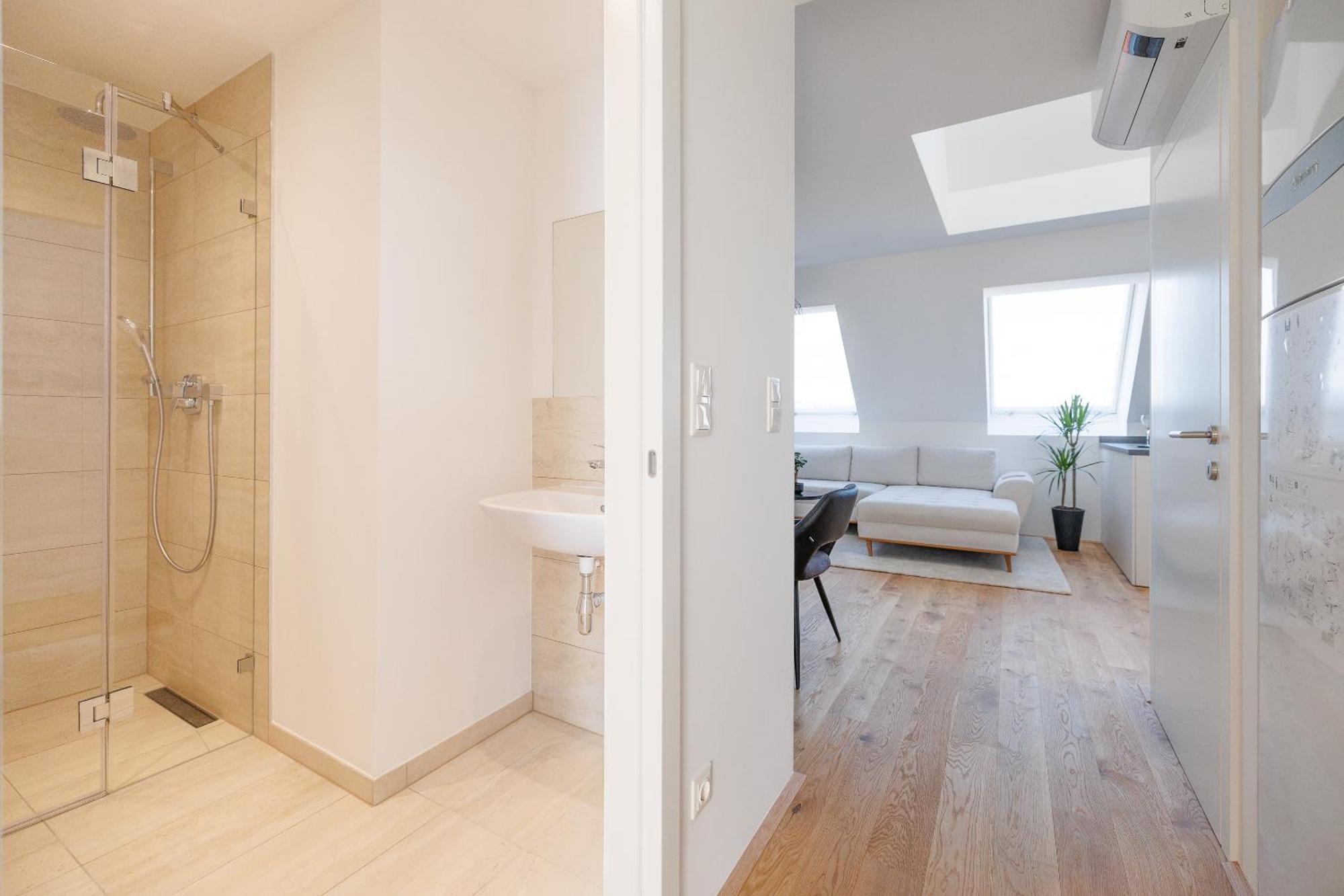 וינה Symphony Apartments 38 - Modern Loft With Terrace And Grill In Central Location מראה חיצוני תמונה