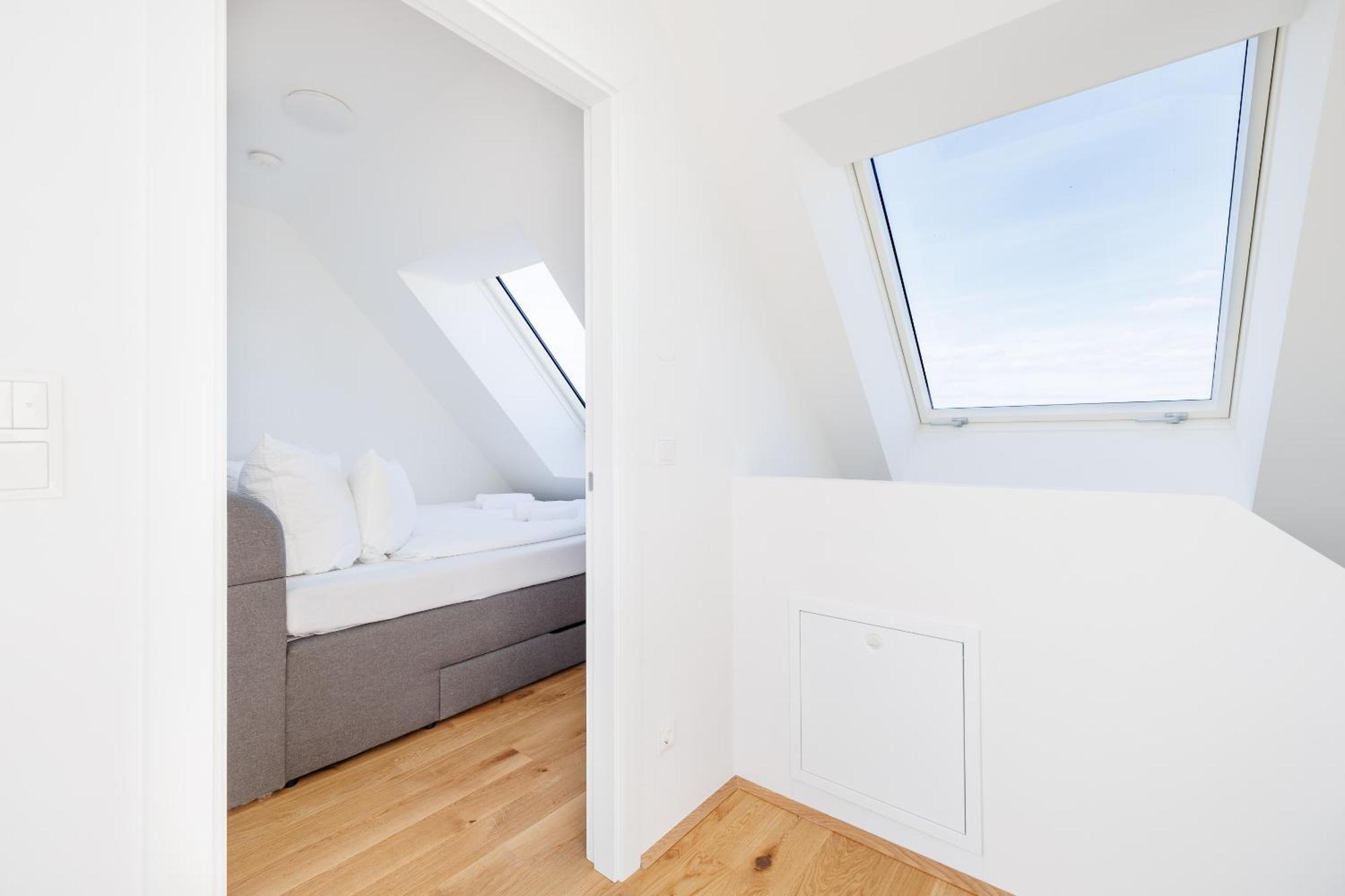 וינה Symphony Apartments 38 - Modern Loft With Terrace And Grill In Central Location מראה חיצוני תמונה