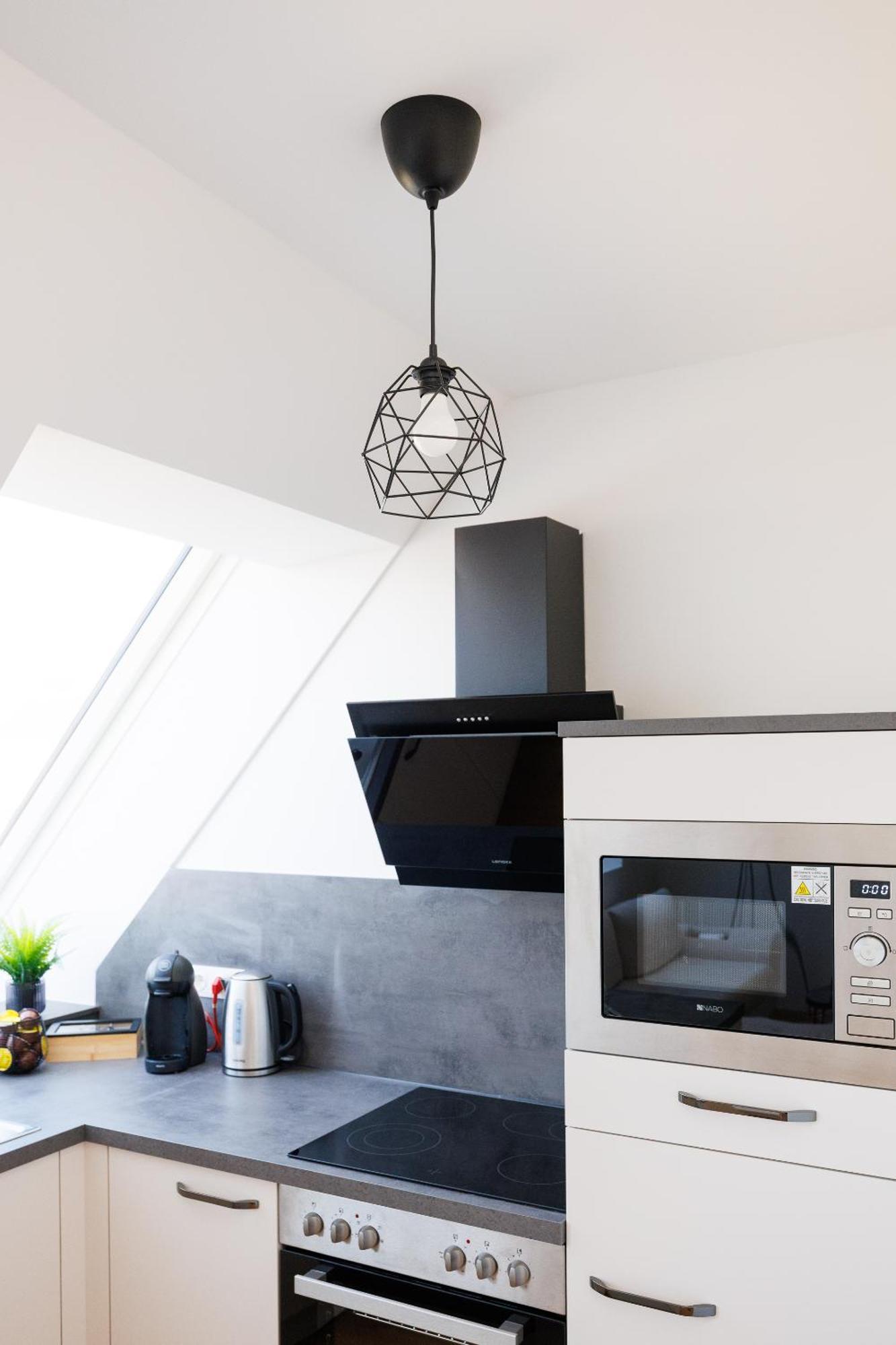 וינה Symphony Apartments 38 - Modern Loft With Terrace And Grill In Central Location מראה חיצוני תמונה