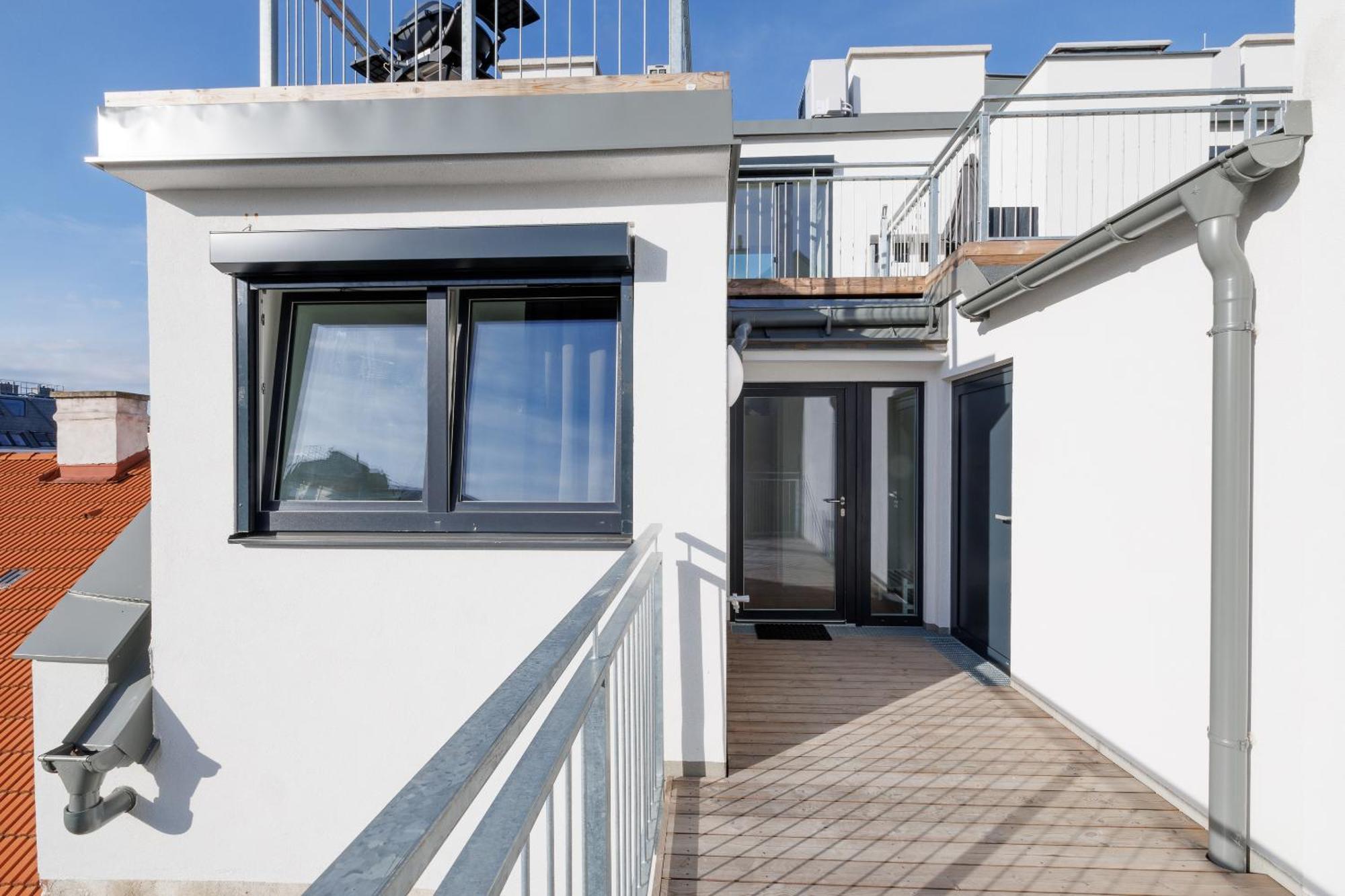 וינה Symphony Apartments 38 - Modern Loft With Terrace And Grill In Central Location מראה חיצוני תמונה